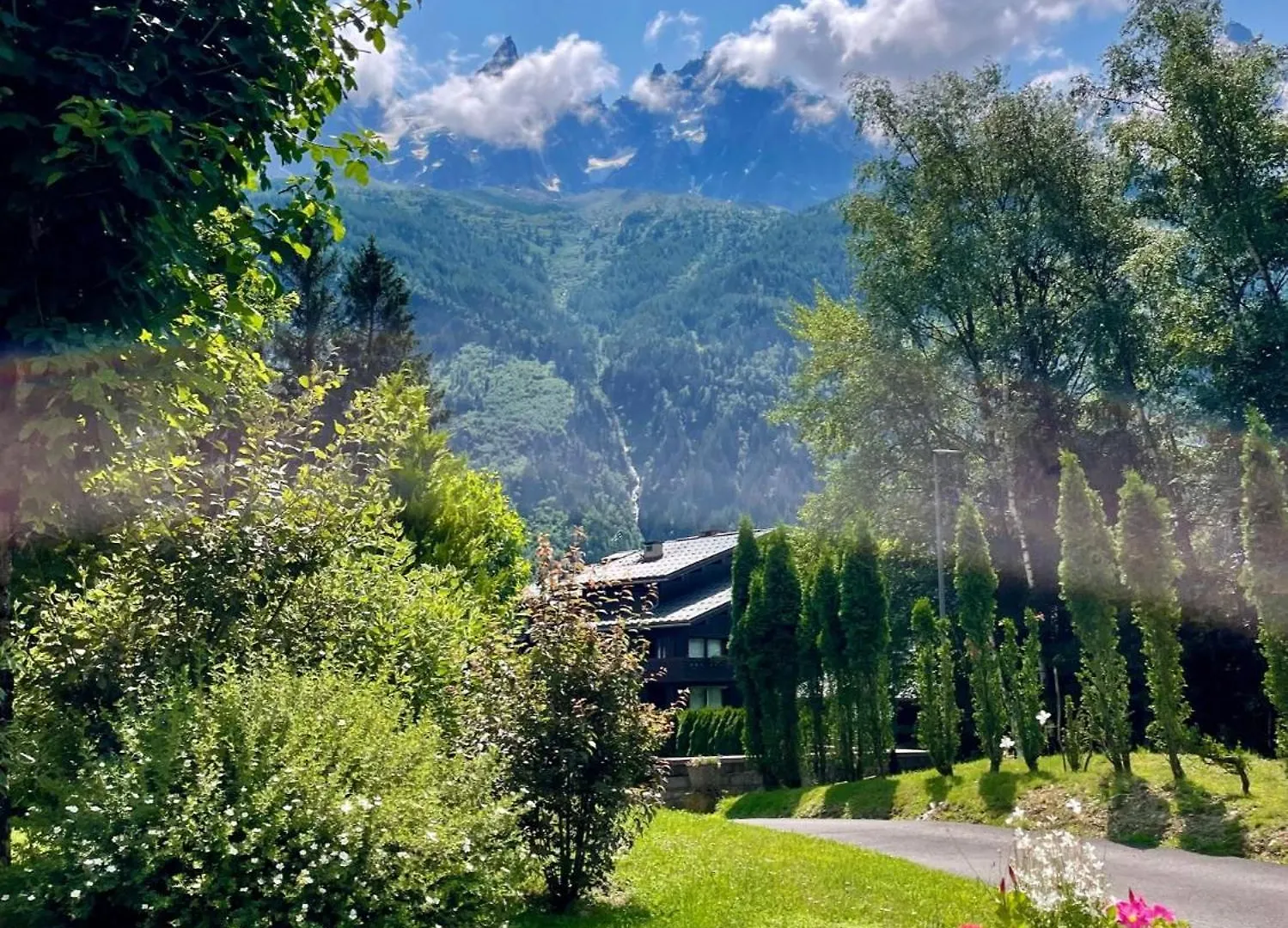 *** Hotel Chalet Hôtel La Sapinière Chamonix France